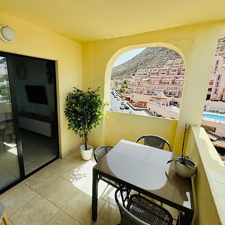 Apartmán Lana Castle With Sea View *